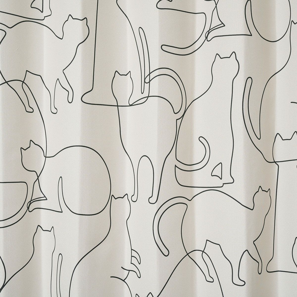 北欧テイストのネコ柄がおしゃれな1級遮光カーテン ねこねこ（D